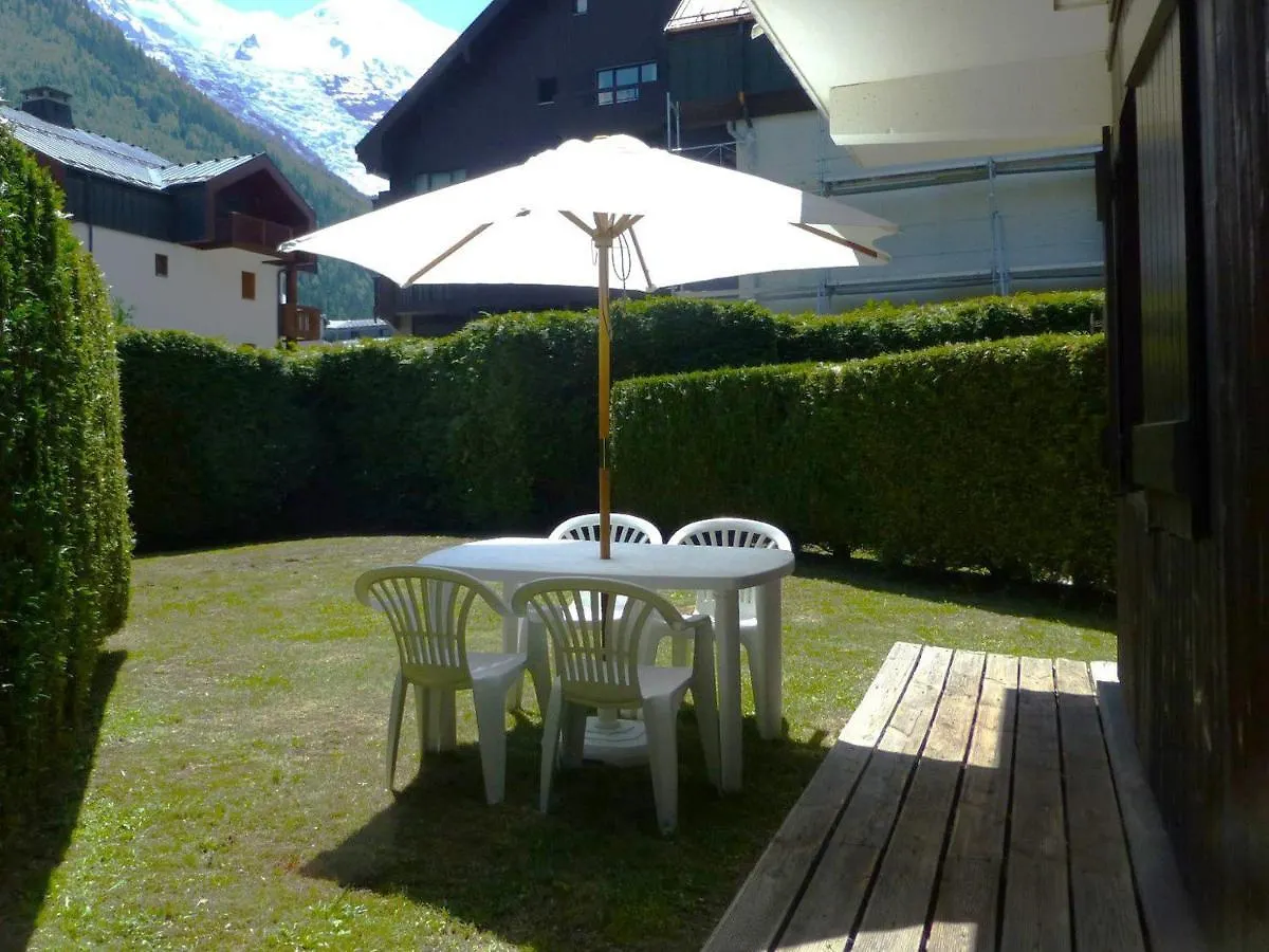 Deux Pieces Calme Proche Centre Chamonix, Garage, Casier A Ski, 4 Pers. - Fr-1-517-61 Apartment